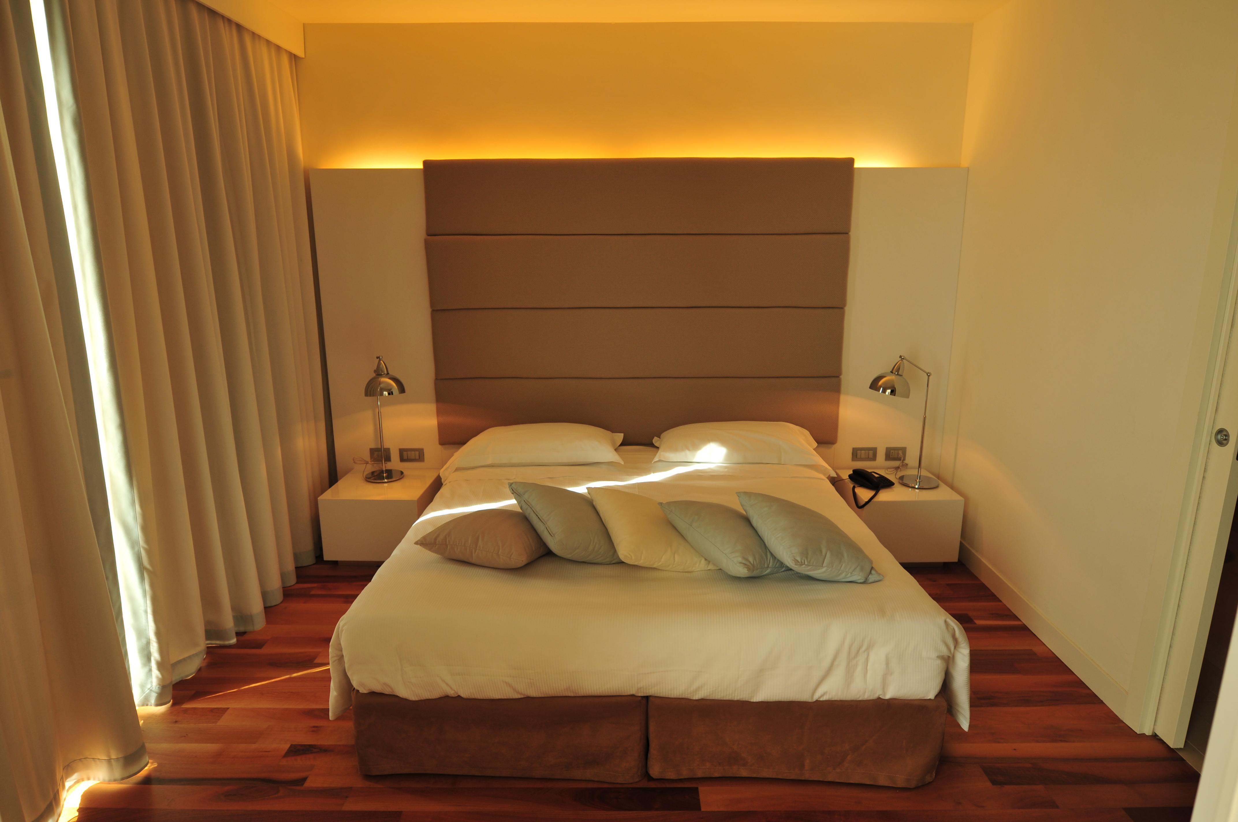 Pisa Tower Plaza酒店 外观 照片 A bedroom