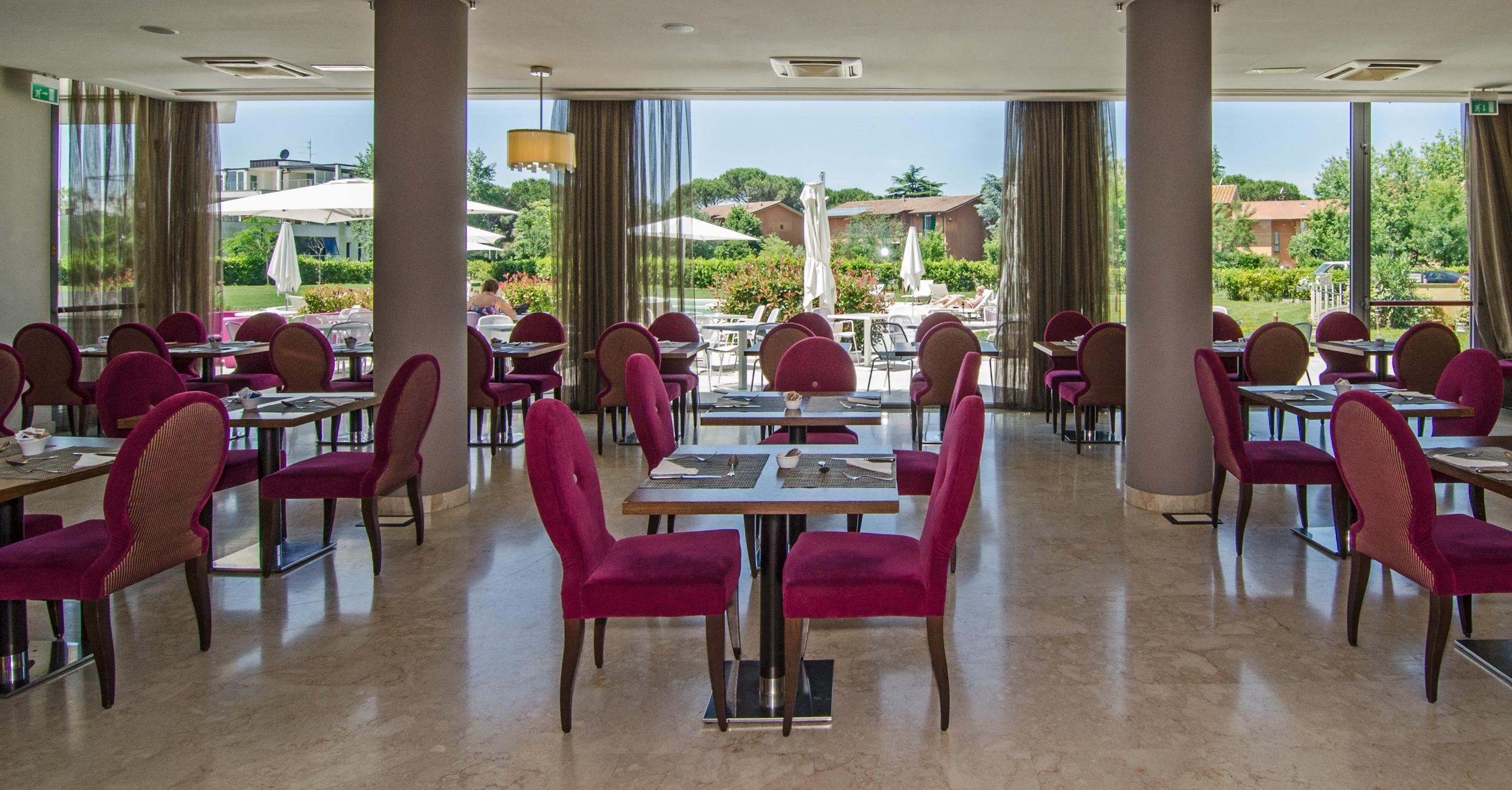 Pisa Tower Plaza酒店 外观 照片 Restaurant