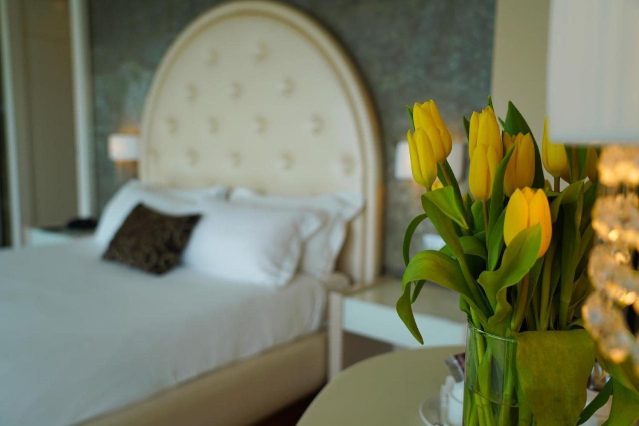 Pisa Tower Plaza酒店 外观 照片 A bedroom at the hotel