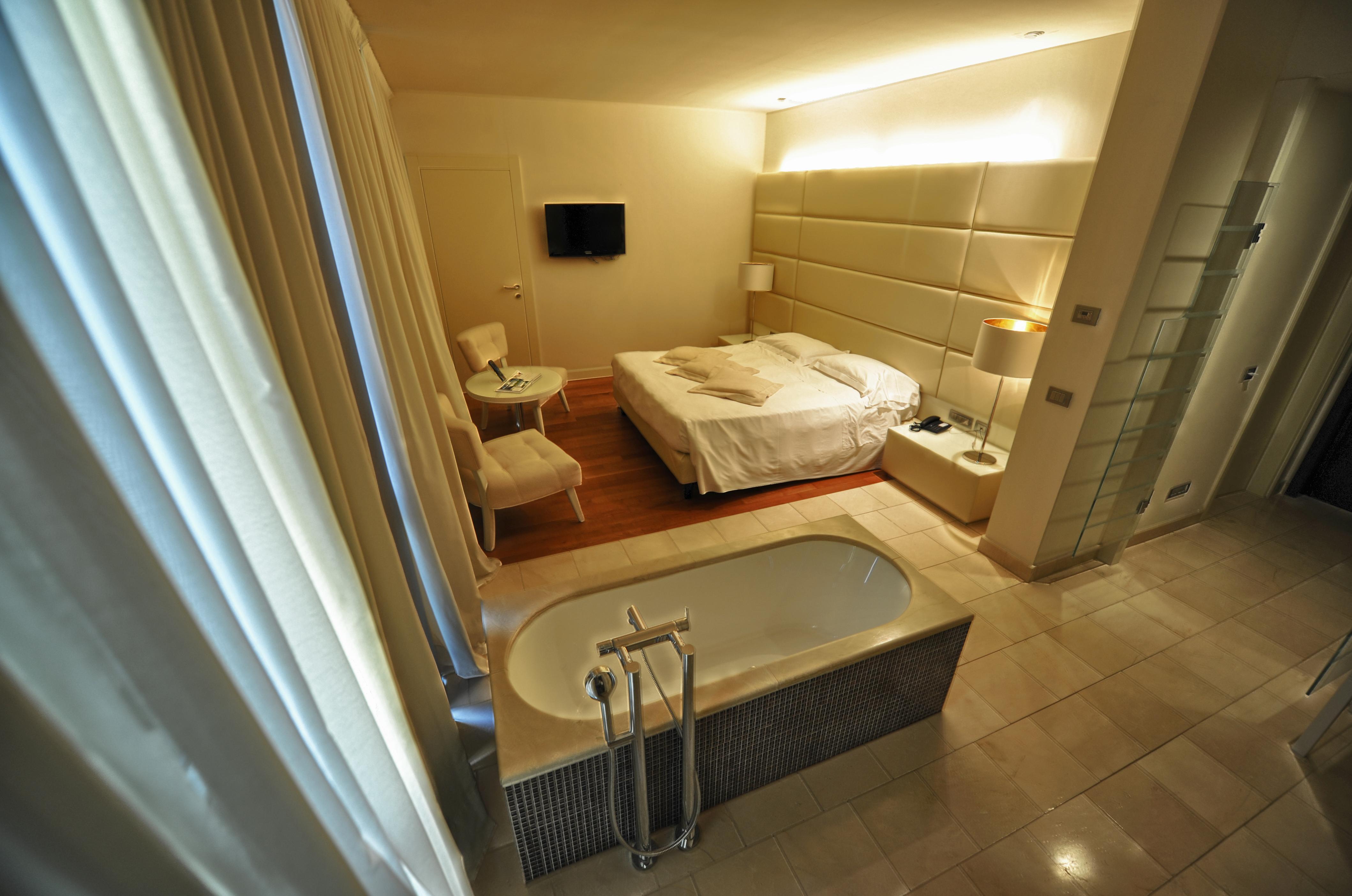 Pisa Tower Plaza酒店 外观 照片 A room at the hotel