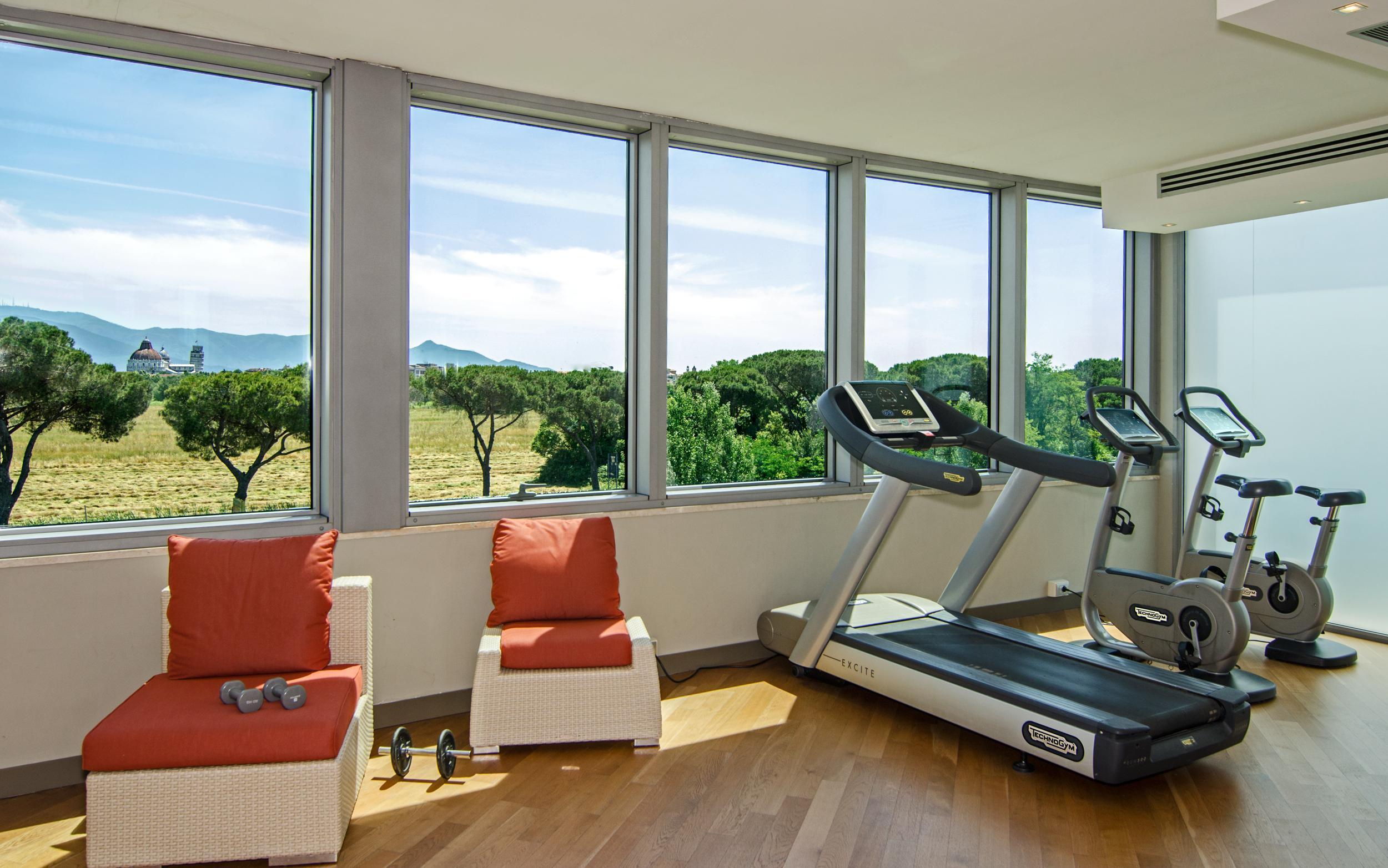 Pisa Tower Plaza酒店 外观 照片 The gym at the hotel