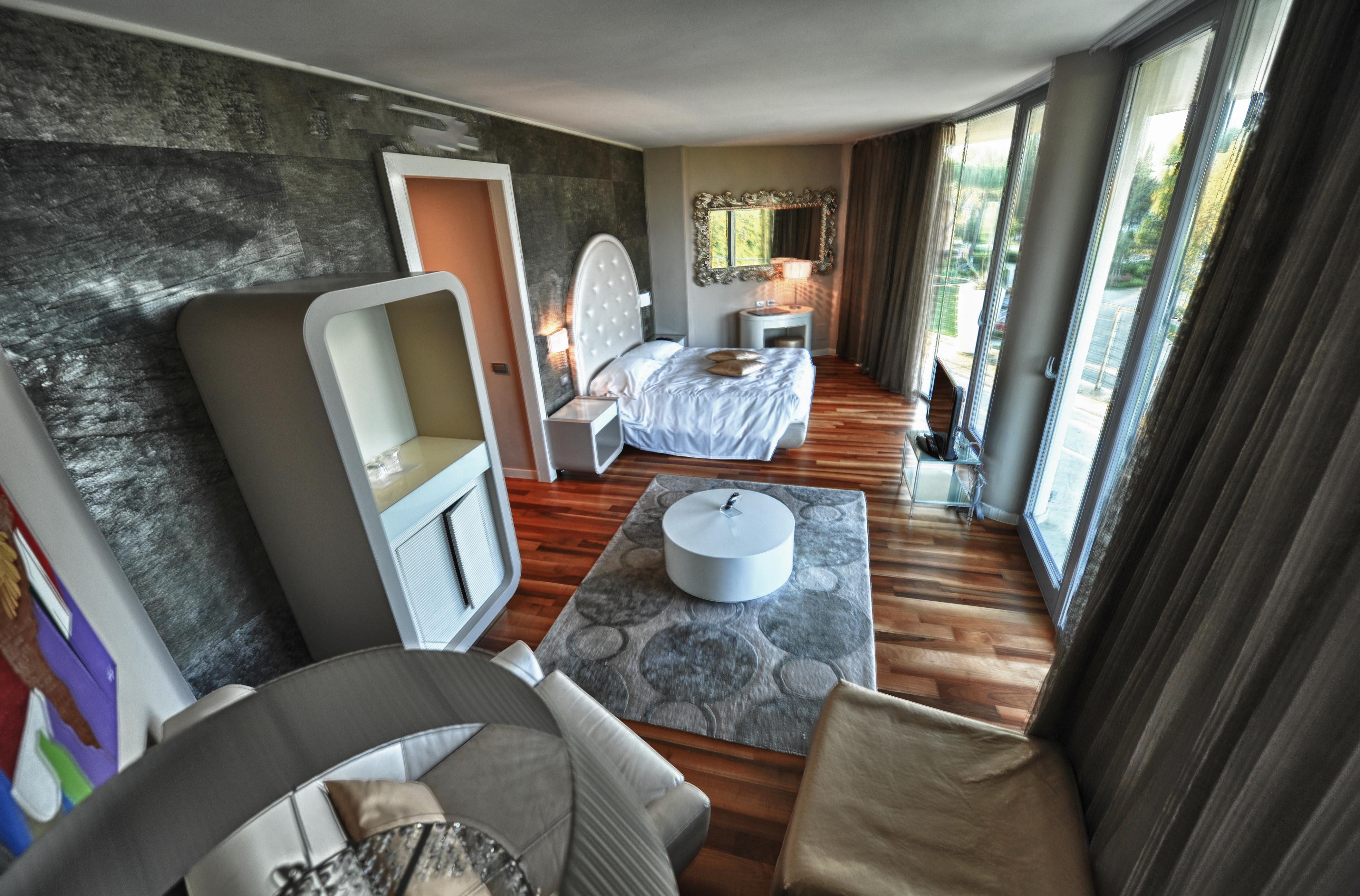 Pisa Tower Plaza酒店 外观 照片 3D rendering of a bedroom